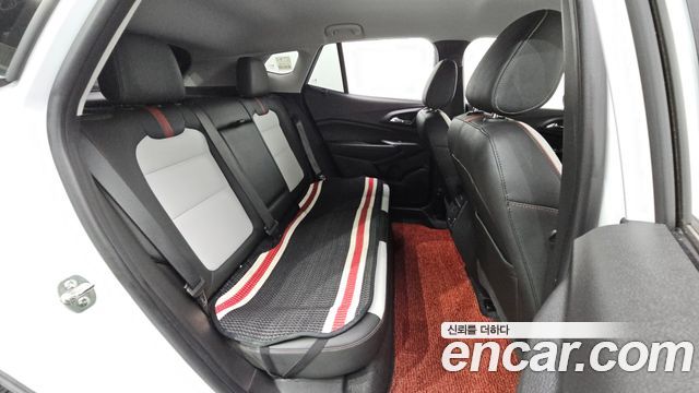 Chevrolet Trax Crossover 1.2 Red Line 2025 — фото 12