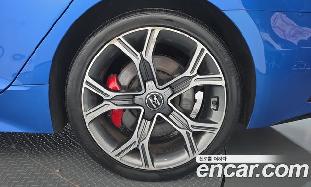Kia Stinger 3.3 Turbo AWD GT 2019 — фото 27