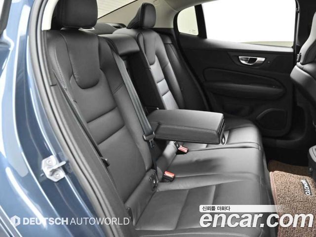 Volvo S60 (III) B5 Momentum 2022 — фото 16