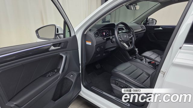 Volkswagen Tiguan (II) 2.0 TDI Prestige 2023 — фото 10