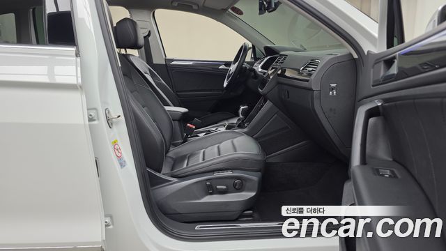 Volkswagen Tiguan (II) 2.0 TDI Prestige 2023 — фото 26