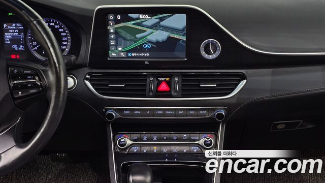 Hyundai Grandeur (IG) 2.4 Premium Special 2018 — фото 17