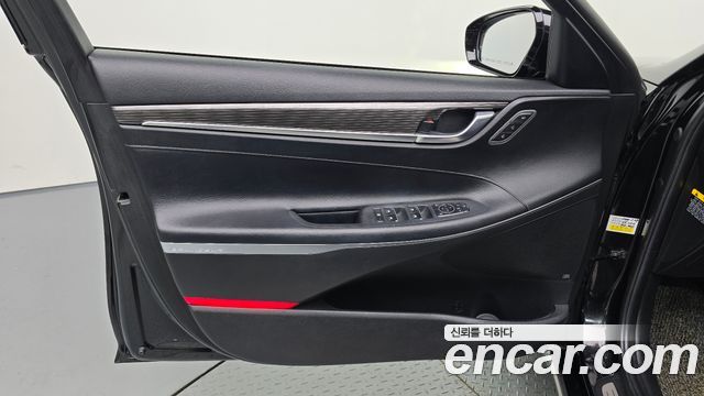 Hyundai Grandeur (IG) 2.4 Premium Special 2018 — фото 24