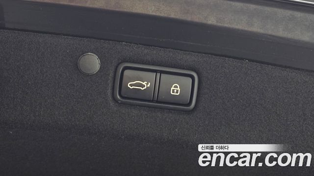 Hyundai Grandeur (IG) 2.4 Premium Special 2018 — фото 30