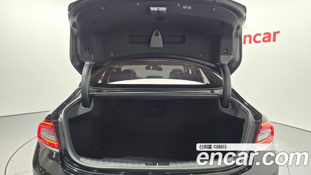 Hyundai Grandeur (IG) 2.4 Premium Special 2018 — фото 31