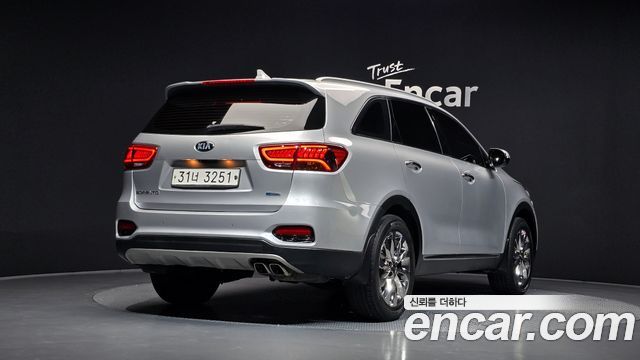 Kia Sorento Diesel 2.0 2WD Prestige 2019 — фото 2