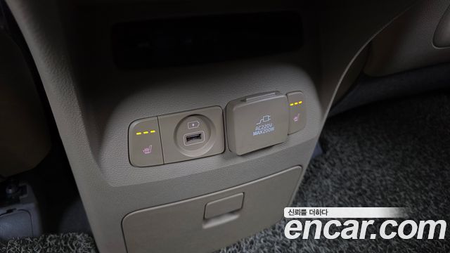 Kia Carnival 9-seater Hi-Limousine Noblesse 2018 — фото 12