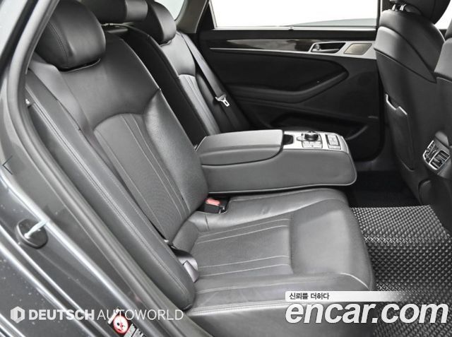 Genesis G80 3.3 GDI AWD Premium Luxury 2019 — фото 16