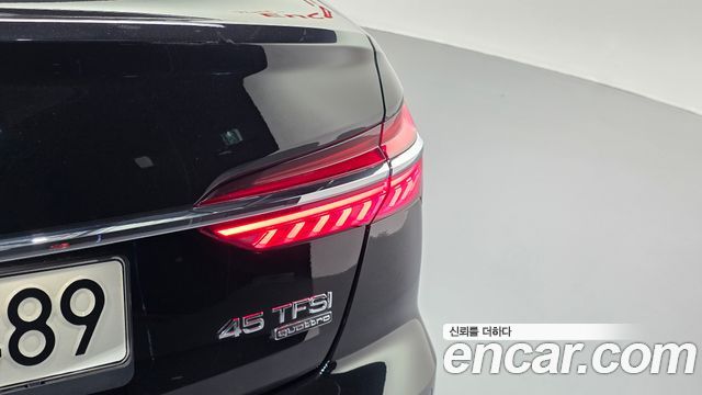 Audi A6 (C8) 45 TFSI Quattro Premium 2022 — фото 23