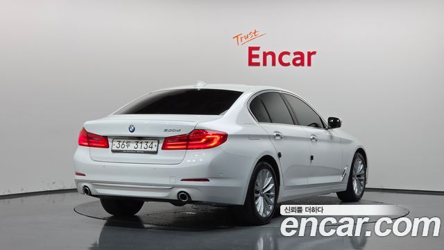 BMW 5 Series (G30) 520d Luxury Special Edition 2018 — фото 2