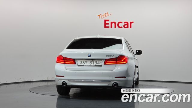 BMW 5 Series (G30) 520d Luxury Special Edition 2018 — фото 4