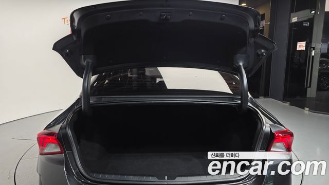 Kia K5 (III) 2.0 Prestige 2021 — фото 20