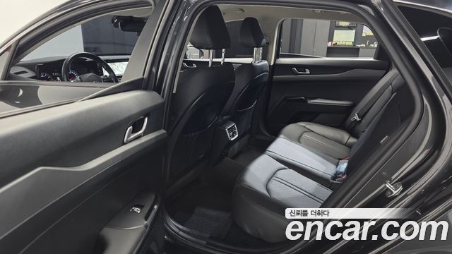 Kia K5 (III) 2.0 Prestige 2021 — фото 26