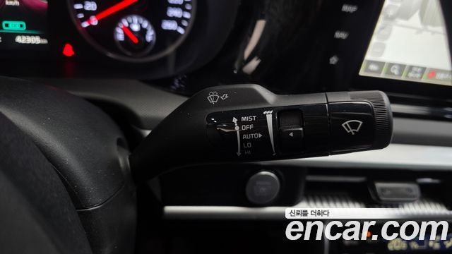 Kia K5 (III) 2.0 Prestige 2021 — фото 30
