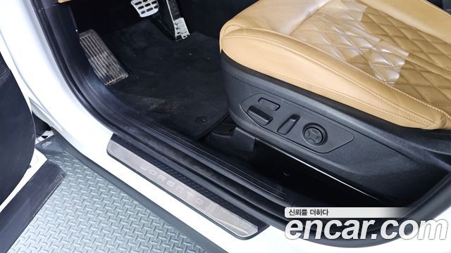 Kia Sorento (IV) Gasoline 2.5T 4WD Signature 2023 — фото 28