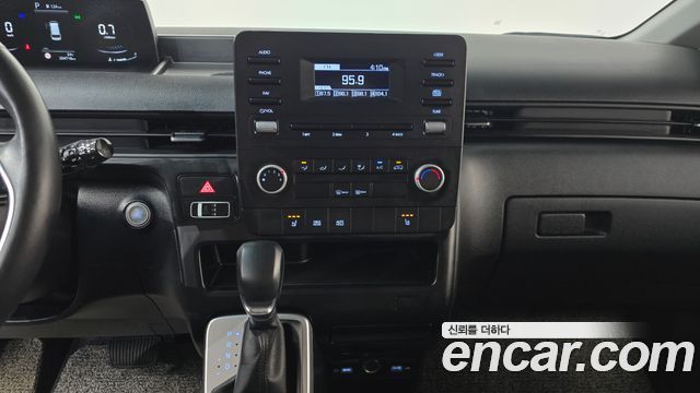 Hyundai Staria Cargo 5-Seater Modern 2022 — фото 13