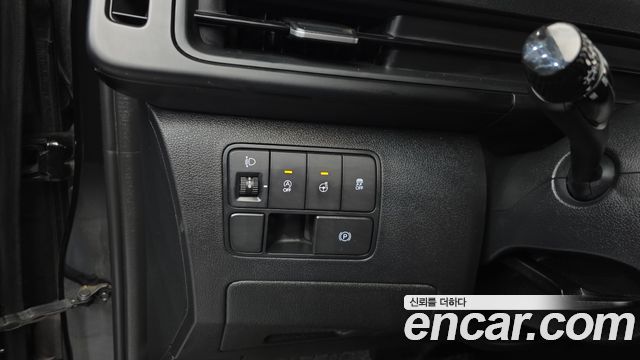Hyundai Staria Cargo 5-Seater Modern 2022 — фото 16
