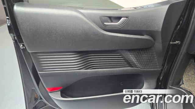 Hyundai Staria Cargo 5-Seater Modern 2022 — фото 24