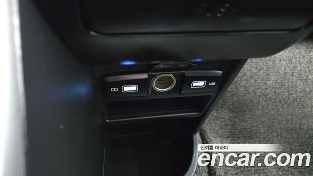 Hyundai Staria Cargo 5-Seater Modern 2022 — фото 30