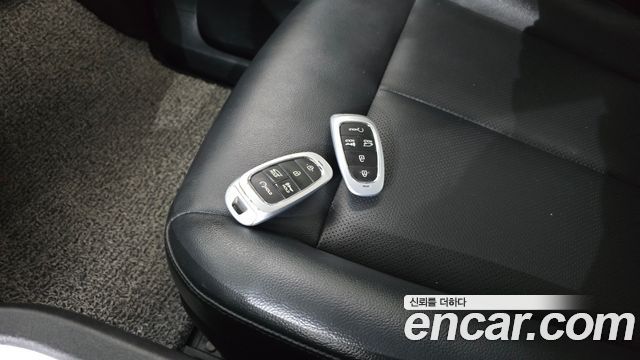 Hyundai Staria Cargo 5-Seater Modern 2022 — фото 31