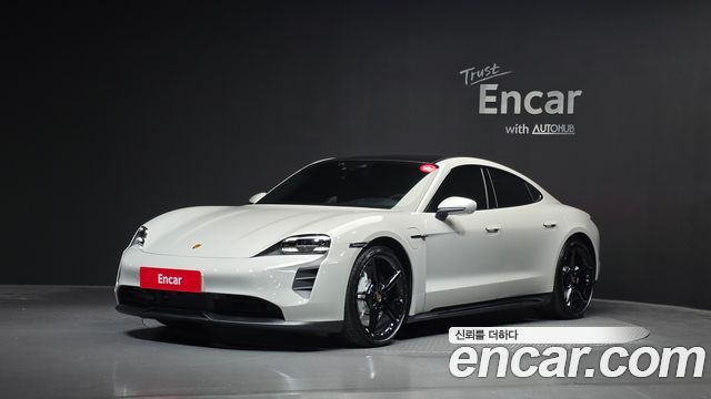 Porsche Taycan GTS