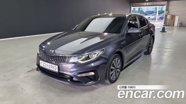 Kia K5 (II) 2.0 Prestige 2020 — фото 1