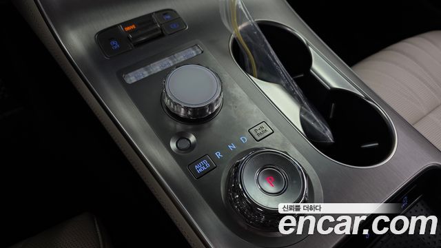 Genesis GV70 2.5T Gasoline AWD 2025 — фото 9