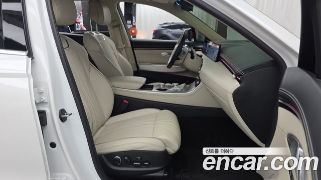 Genesis GV70 2.5T Gasoline AWD 2025 — фото 11