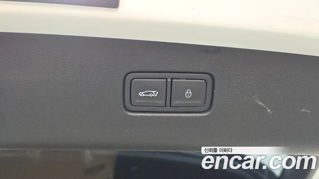 Genesis GV70 2.5T Gasoline AWD 2025 — фото 32