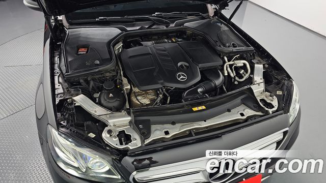 Mercedes-Benz E-Class (W213) E220d Avantgarde 2018 — фото 6