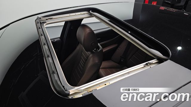 Mercedes-Benz E-Class (W213) E220d Avantgarde 2018 — фото 19