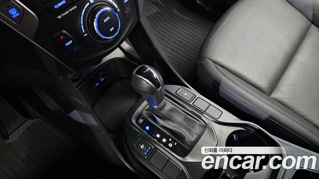 Hyundai Santa Fe (DM) Diesel(e-VGT) 2.0 4WD Premium 2015 — фото 9