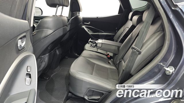 Hyundai Santa Fe (DM) Diesel(e-VGT) 2.0 4WD Premium 2015 — фото 11
