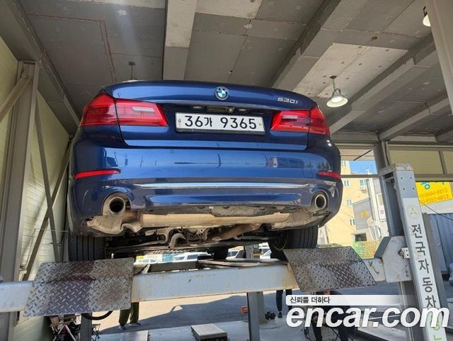 BMW 5 Series (G30) 530i Luxury Plus 2019 — фото 2