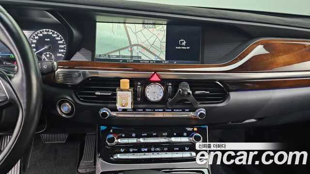 Genesis EQ900 5.0 GDI AWD Prestige 2016 — фото 17