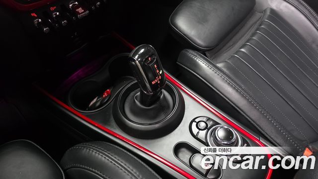 MINI Cooper S Countryman JCW 2nd 2024 — фото 9