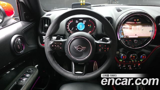 MINI Cooper S Countryman JCW 2nd 2024 — фото 13