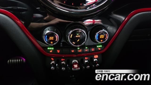 MINI Cooper S Countryman JCW 2nd 2024 — фото 18