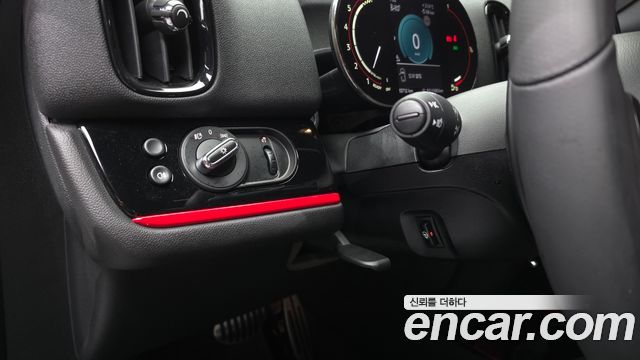 MINI Cooper S Countryman JCW 2nd 2024 — фото 30