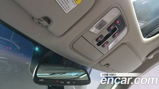 Kia Carnival 9-seater Luxury 2018 — фото 17