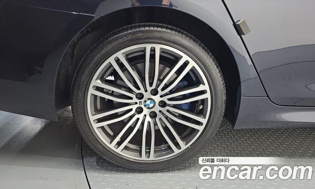 BMW 5 Series (G30) 540i xDrive M Sport Plus 2019 — фото 5