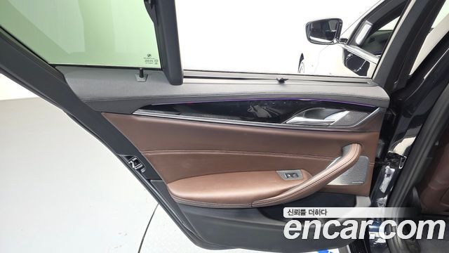 BMW 5 Series (G30) 540i xDrive M Sport Plus 2019 — фото 25
