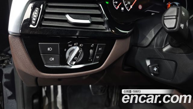 BMW 5 Series (G30) 540i xDrive M Sport Plus 2019 — фото 29