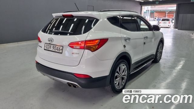 Hyundai Santa Fe (DM) Diesel(e-VGT) 2.0 2WD Premium 2015 — фото 2