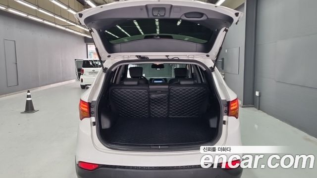 Hyundai Santa Fe (DM) Diesel(e-VGT) 2.0 2WD Premium 2015 — фото 15