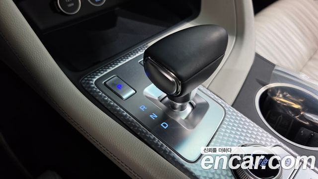 Genesis G70 Gasoline 2.0T 2WD 2021 — фото 9