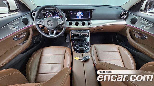 Mercedes-Benz E-Class (W213) E200 Avantgarde 2018 — фото 7
