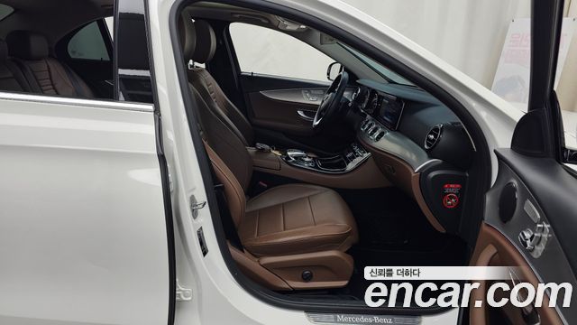 Mercedes-Benz E-Class (W213) E200 Avantgarde 2018 — фото 11