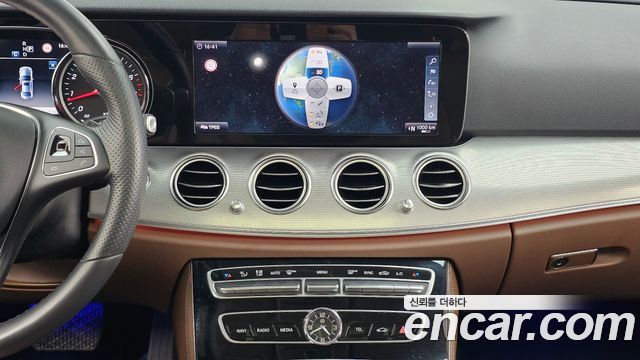 Mercedes-Benz E-Class (W213) E200 Avantgarde 2018 — фото 14