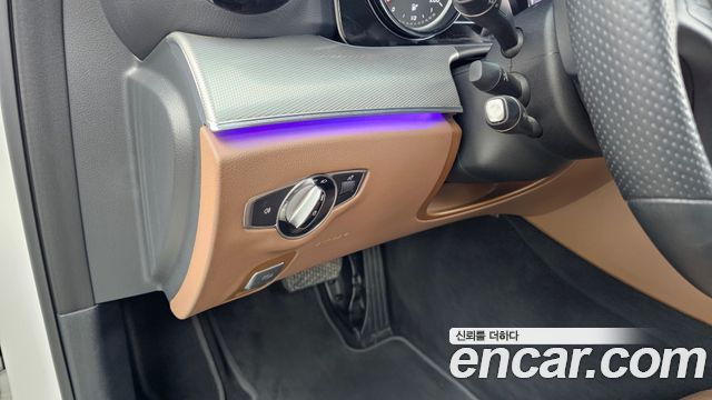 Mercedes-Benz E-Class (W213) E200 Avantgarde 2018 — фото 16